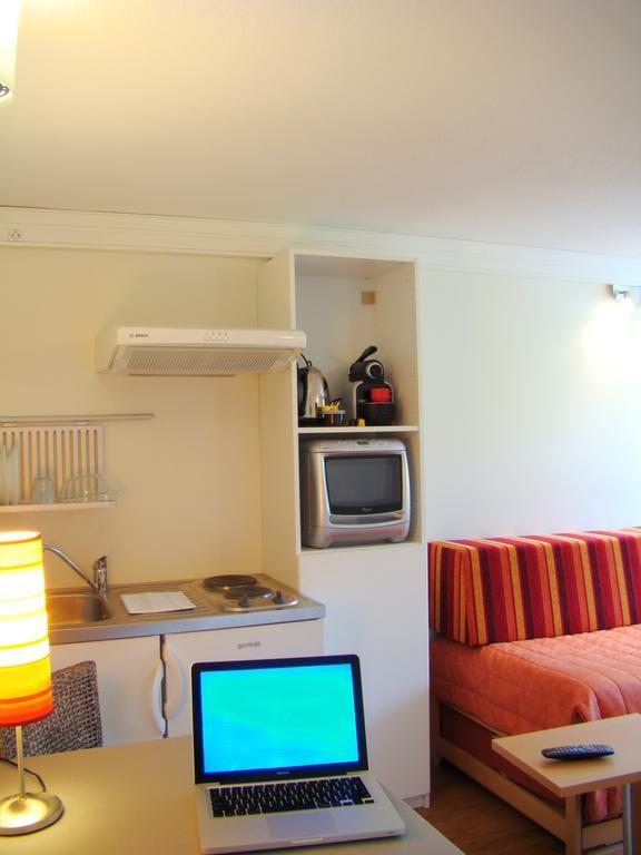 Hotel Pierre Blanche Chatillon-en-Michaille Rum bild